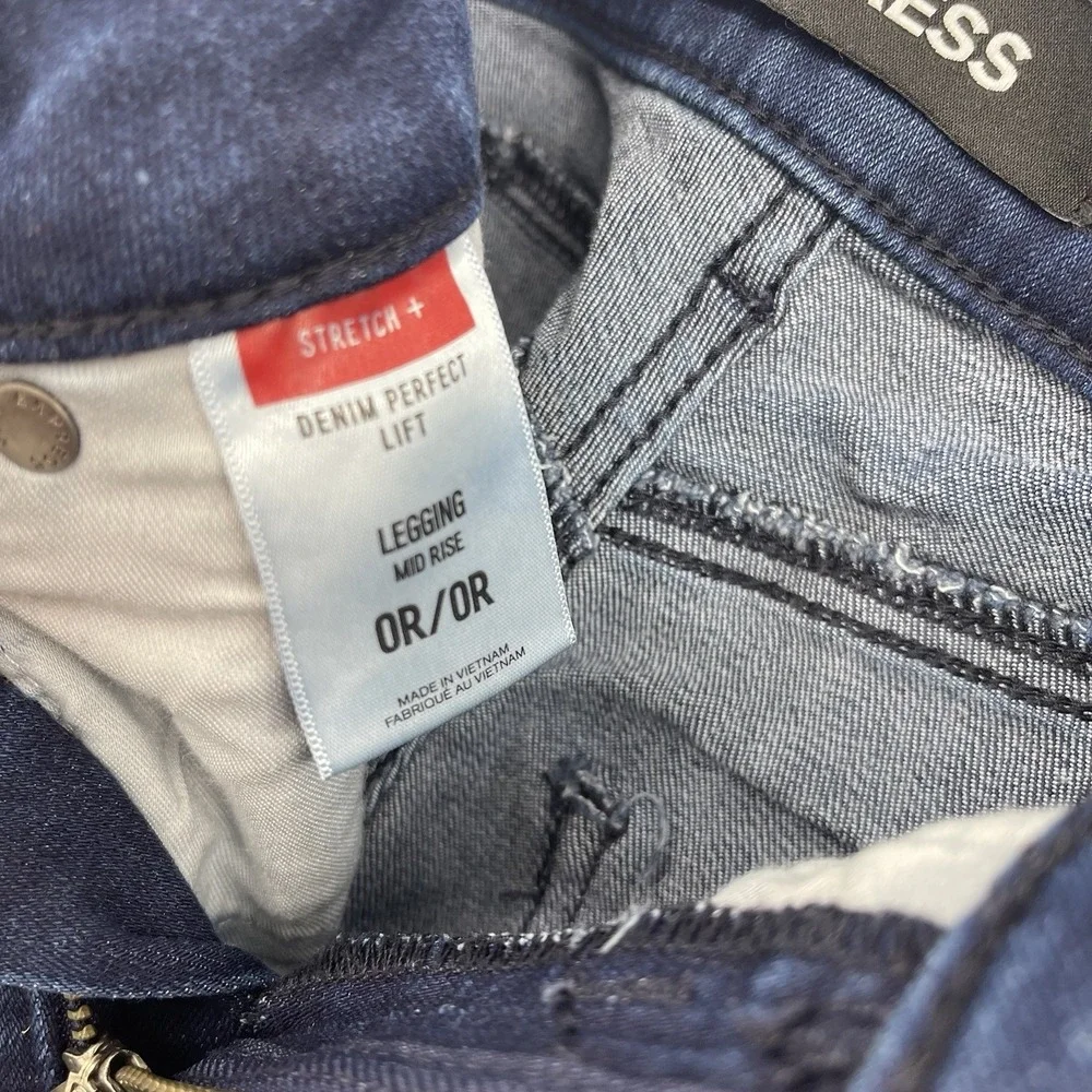 Express‎ Denim Perfect Lift Mid Rise Ankle Legging Size 0 Regular Medium Wash